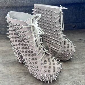 Jeffrey Campbell The Spike Lita Shoe in Suede and Silver 6M